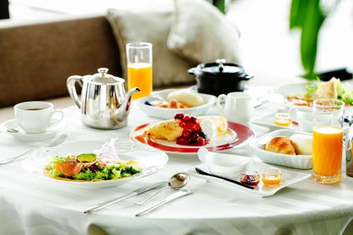382579751 Garden Terrace Saga Hotel & Resorts