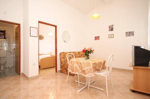 Apartment Rukavac 8837f - image 13