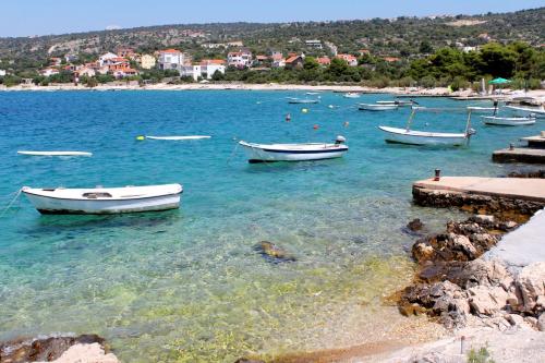 Seaside house with a swimming pool Cove Ljubljeva, Trogir - 9431