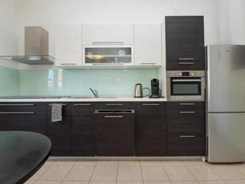Apartments with WiFi Split - 11255 - image 9