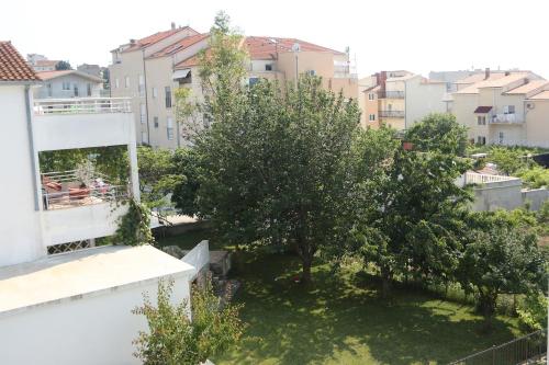 Apartments with a parking space Podstrana Split - 11363 - image 10