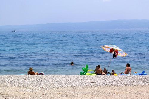 Apartments with WiFi Split - 13899 - main image