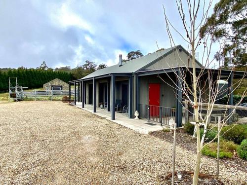 Farm Stay Home, Pet Friendly, in Southern Highlands