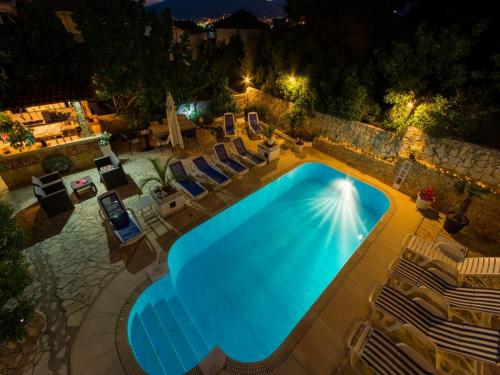 Swimming pool, Villa Stil in Okrug Gornji