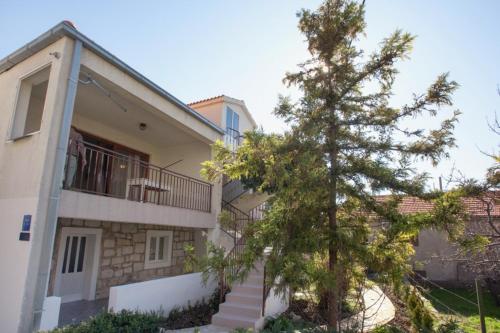  Apartments with a parking space Brela, Makarska - 4872 in Brela