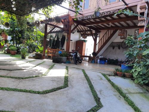 Marty's Ethnic Villa
