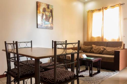 บริการและสิ่งอำนวยความสะดวก, Aptos Casa Caribe, habitaciones privadas en aptos compartidos & aptos completos con auto entrada in เปอร์โต้ ลิมอน