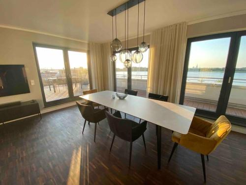 Exklusive Penthouse-Wohnung im Herzen Rostocks