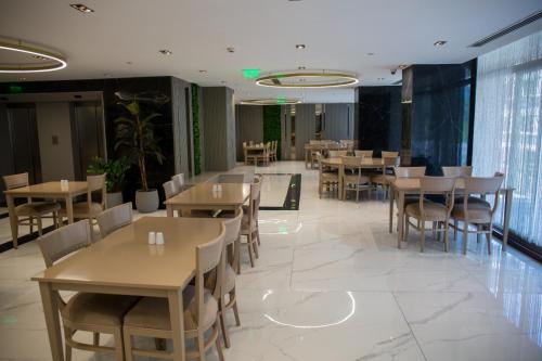 382615603 Nova Plaza Crystal Hotel & Spa