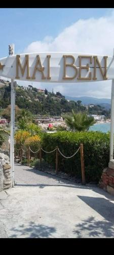 Albero Maestro on Bussana seaside