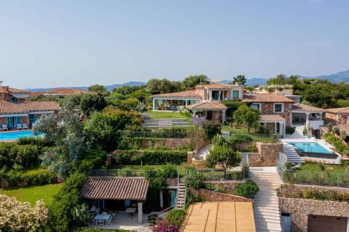 Villa Puntaldia - Tap to explore photos