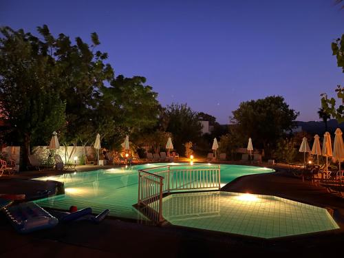 Theodorou Beach Hotel Apartments - image 10