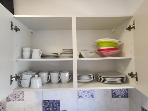 Konyha, RheinNeckar Living - Neuhofen - Free WiFi and Parking in Limburgerhof