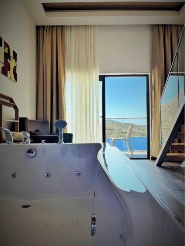 منظر, Rhapsody Hotel & Spa Kalkan in كالكان