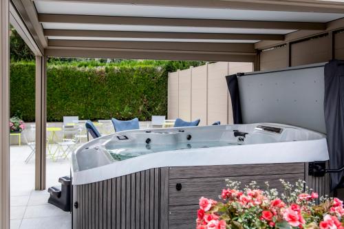 Villa Cosy Spa - Strasbourg - Hôtel - Mundolsheim