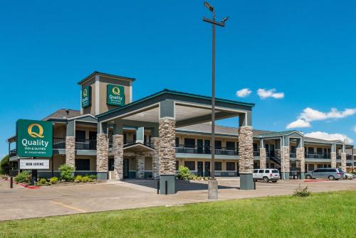 Quality Inn & Suites - Garland