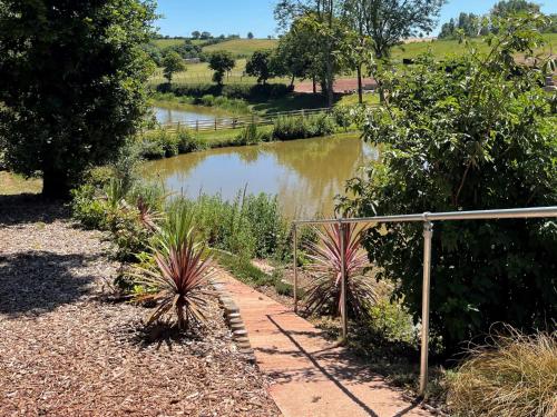 Oak Lodge, South View Lodges, Exeter