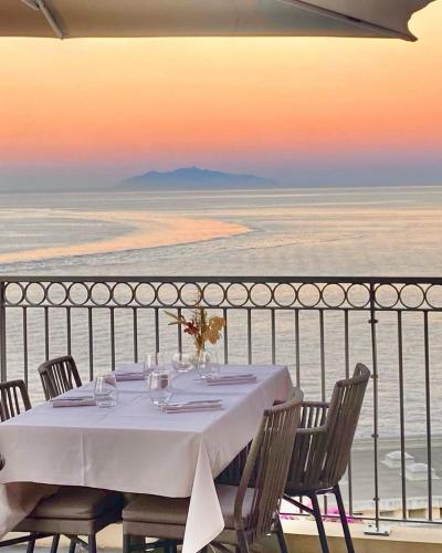 Hôtel Des Gouverneurs - Hôtel - Bastia