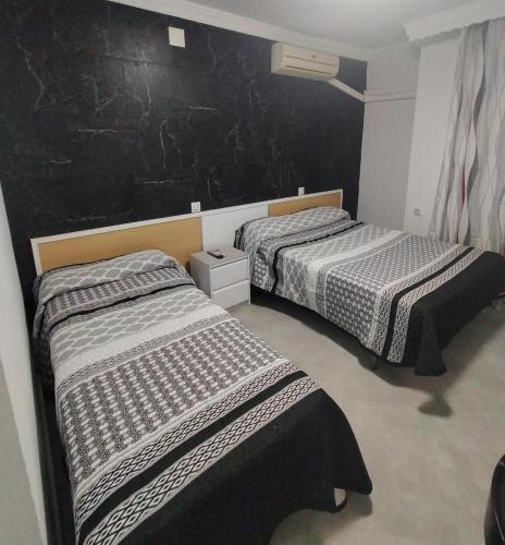 Hostal la Campana, La Línea de la Concepción