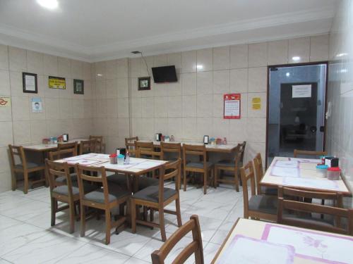 Teodoro Palace Hotel a 5 minutos do Brás e Bom Retiro (Teodoro Palace Hotel a 5 minutos do Bras e Bom Retiro) in บอมเรติโร