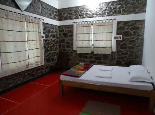 1 double bed