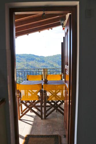 Magnolia Traditional Stone House in Vamvakou in 華爾維薩拉哥尼亞斯