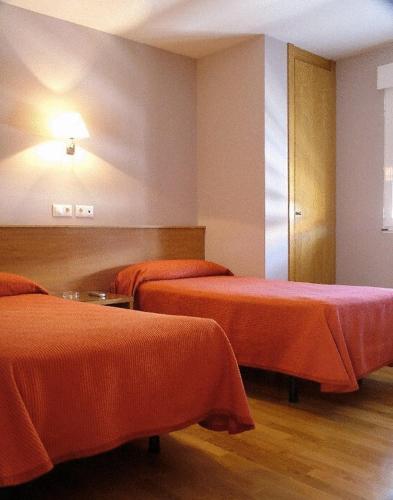 B&B Aranda de Duero - Hostal CC - Bed and Breakfast Aranda de Duero