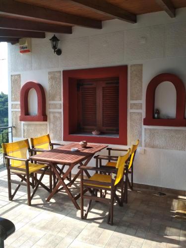 Magnolia Traditional Stone House in Vamvakou in 華爾維薩拉哥尼亞斯