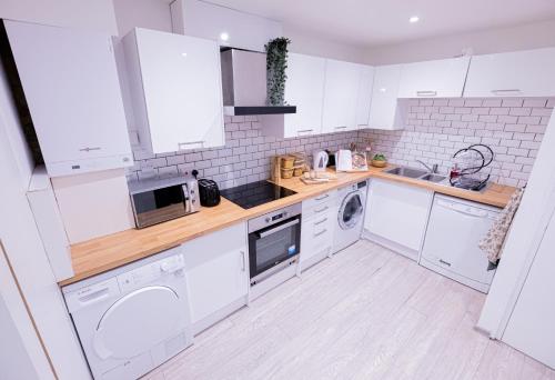 Cocina, Forest Work & Relax Accommodation in Daventry