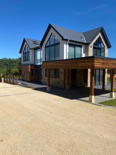 Stunning modern home set in beautiful grounds., Bath (zdjęcie 8)