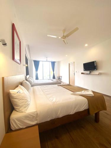 Hotel Bluestone in Srikalahasti