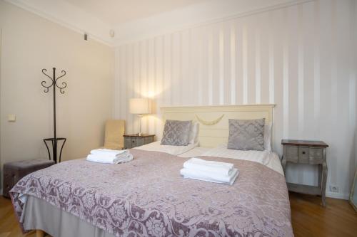 Dream Stay - Historical 3-Bedroom Apartment with Sauna, Tallinn (photo 8)