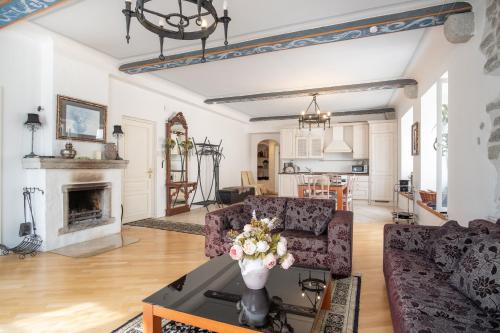 Dream Stay - Historical 3-Bedroom Apartment with Sauna, Tallinn