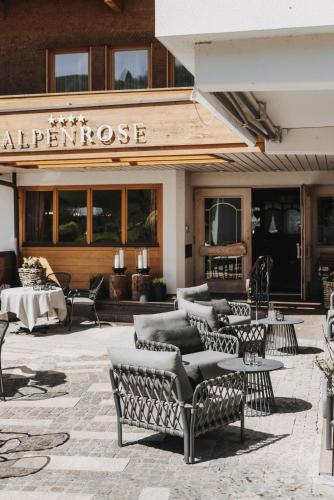 Hotel Alpenrose - main image