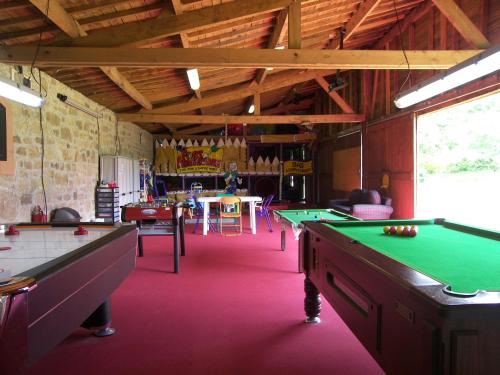 Bonne Chere Family Friendly Gites * Heated Pool * Huge Playbarn