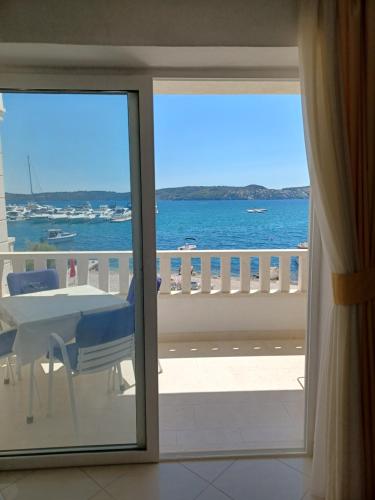 Kilátás, Apartments Amor in Seget Donji