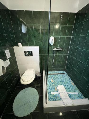 Motel Select - image 7