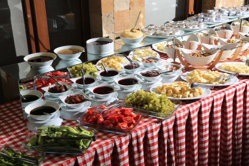 Lalehan Hotel - image 13