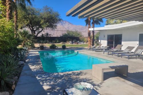 Tres Palmas Permit# 384 in Palm Springs, USA