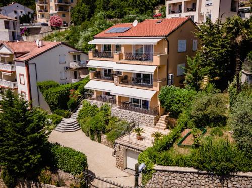  Apartments Villa Slavica in Ičići