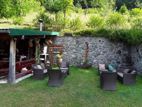 Garden, Seosko domacinstvo Imanje Medojevic in Mojkovac