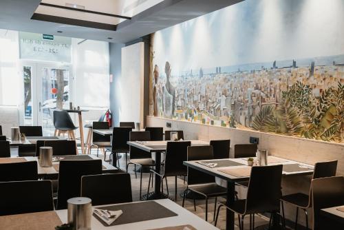 Hotel Travessera - image 13