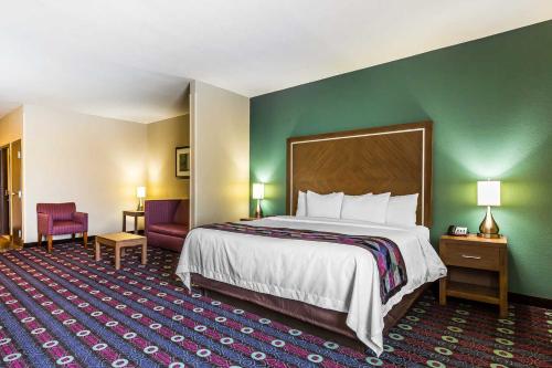 Comfort Inn & Suites Newcastle - Oklahoma City