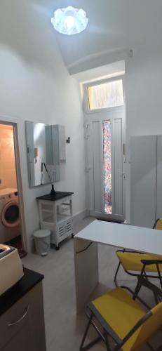 Simon Says Full Apartman in the heart of Budapest - image 12
