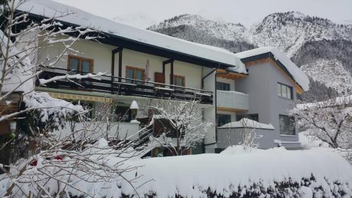 Haus Walch - Apartment - Pettneu am Arlberg