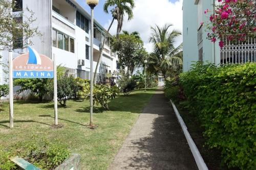 Studio Marina pointe du bout vue sur le port 1