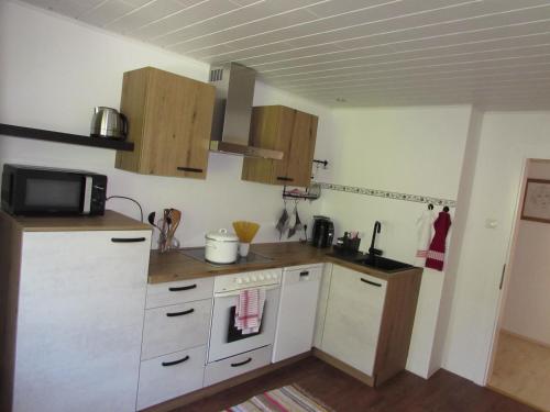 Bachhäusl (Bachhausl) in ฮอฟ เบย์ ซาลซ์บูร์ก