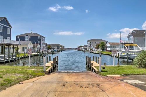 Lovely Fenwick Island Home Bay and Canal Views in Selbyville