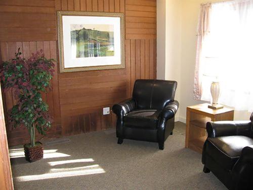 Americas Best Value Inn Webster City - image 6