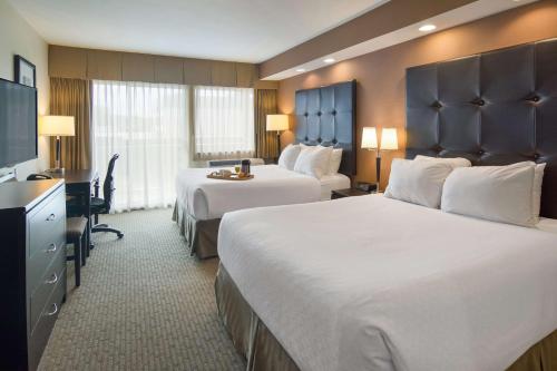 Queen Room with Two Queen Beds and Balcony